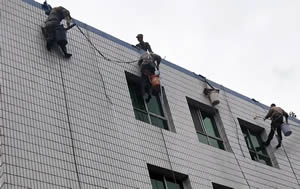 郑州蜘蛛人外墙清洗